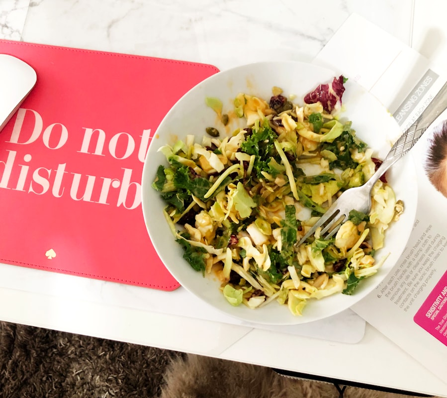 Profissional nutricionista oferecendo orientações personalizadas